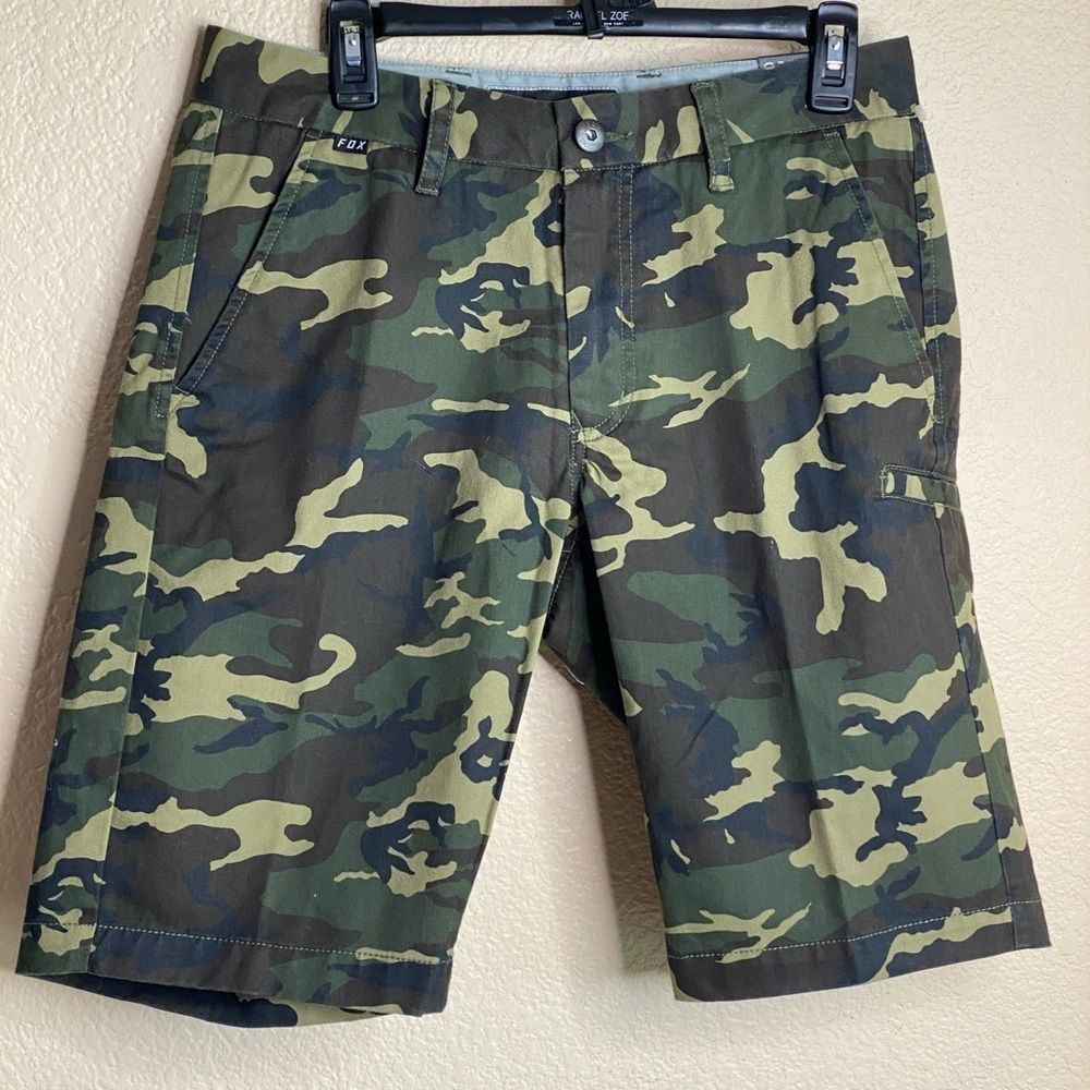 Fox Camo Flat Front Short Sz 31 Mens New NWT